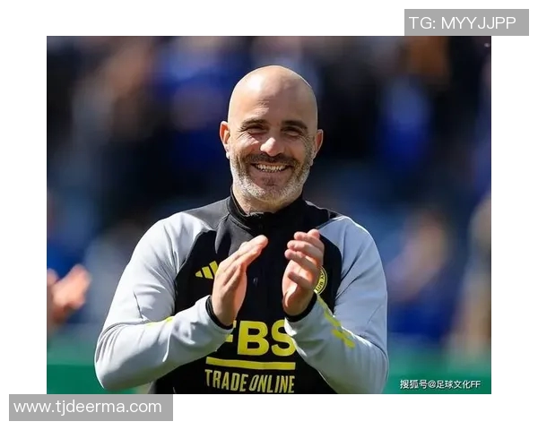 足球场上最帅球星排行榜 最新帅气球员风采全解析